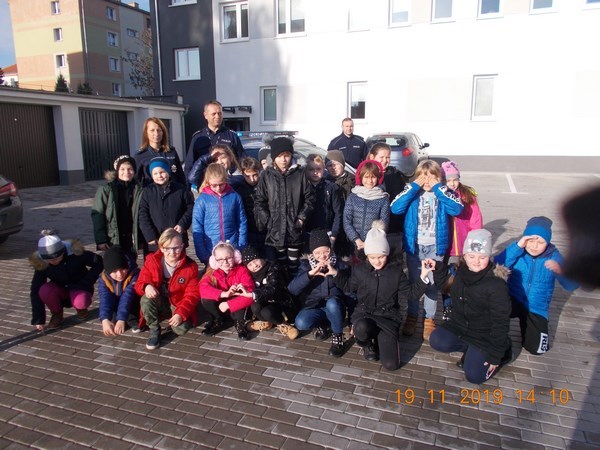 Uczniowie klasy IIa zwiedzili Komisariat Policji w Pleszewie
