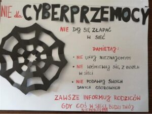 Plakat dotyczący zapobieganiu cyberprzemocy